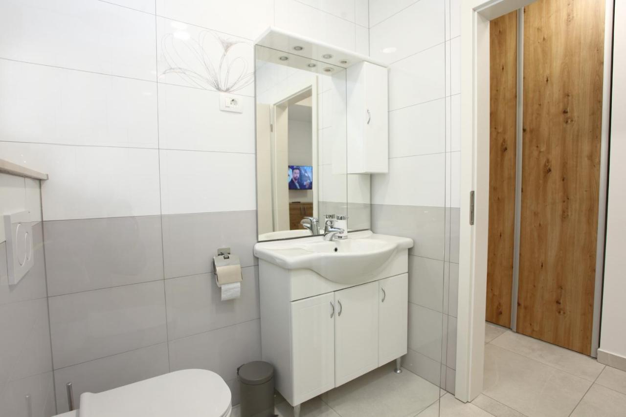 Sea View Apartments Portoroz Zm Екстериор снимка